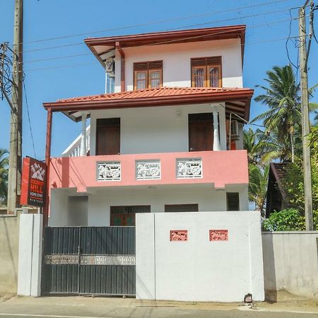 Coconut Hill Homestay Mirissa Exterior foto